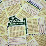 Mega-Sena acumula e próximo prêmio deve ser de 45 milhões de reais
