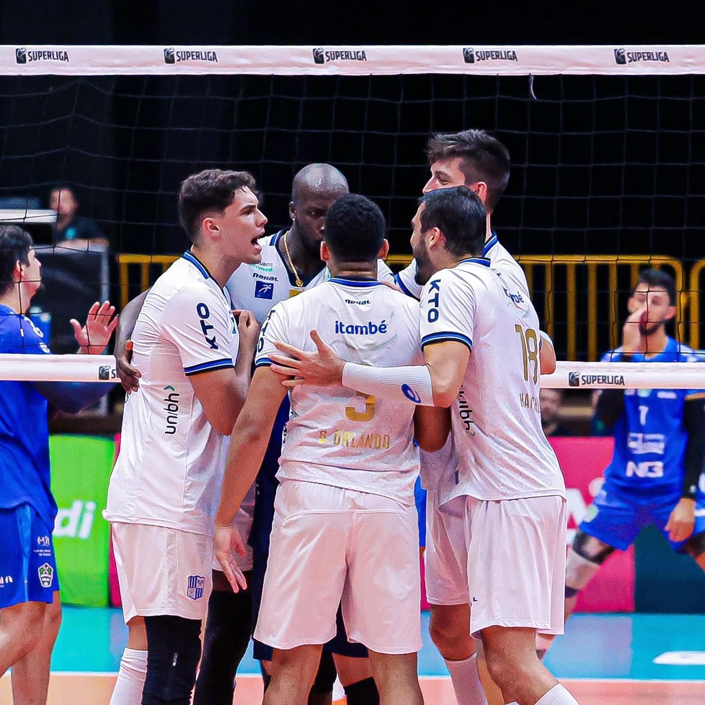 Vôlei Renata x Itambé Minas: duelo equilibrado termina com vitória mineira no tie-break