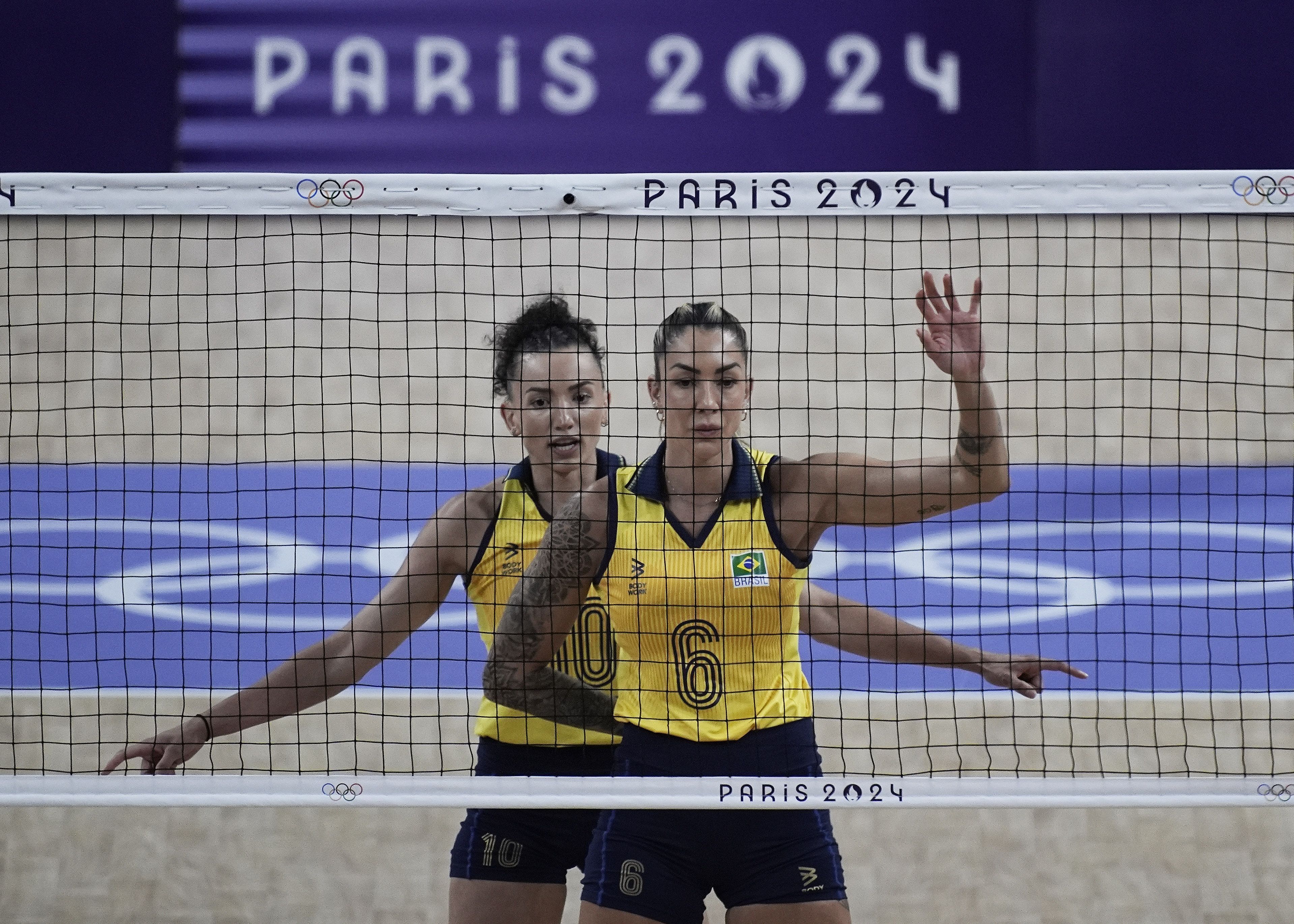 Após bronze na Olimpíada, Gabi manda recado a Thaisa, do Minas