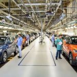 Volkswagen alega 'estagnação do mercado' e suspende produção de carros no Brasil