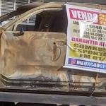Vídeo: Volvo avaliado em R$ 250 mil pega fogo e dono coloca carcaça na porta de agência de Belo Horizonte