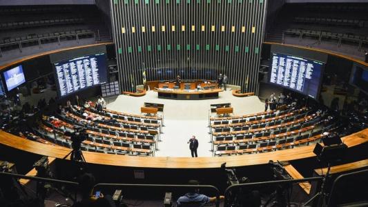 Votação da reforma tributária no plenário da Câmara dos Deputados deve acontecer nesta quinta-feira (6)