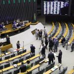 Câmara aprova texto-base de projeto que reonera folha de pagamentos, mas votação final fica para quinta
