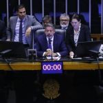 Câmara adia votação do projeto de lei que tributa offshores e fundos exclusivos