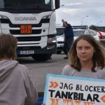 Greta Thunberg é condenada a pagar multa por desobedecer ordem policial em protesto