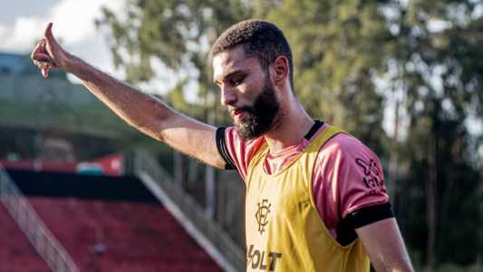 Wagner Leonardo reforça o Vitória contra o Vila Nova