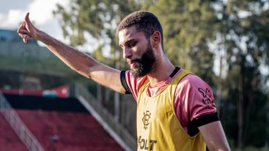 Wagner Leonardo reforça o Vitória contra o Vila Nova