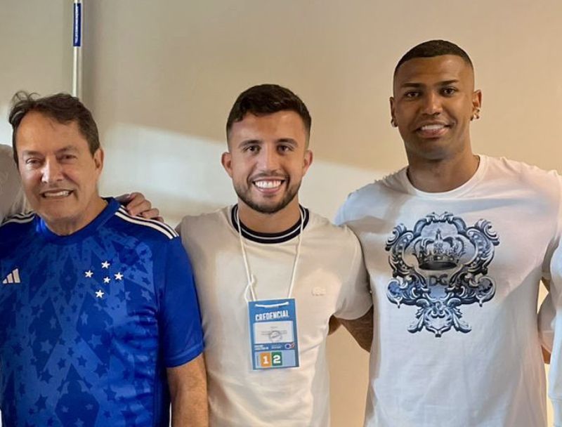 Seabra elogia reforços do Cruzeiro e revela planos para Walace e Matheus Henrique