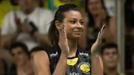 Walewska completaria 44 anos neste domingo (1º), em São Paulo