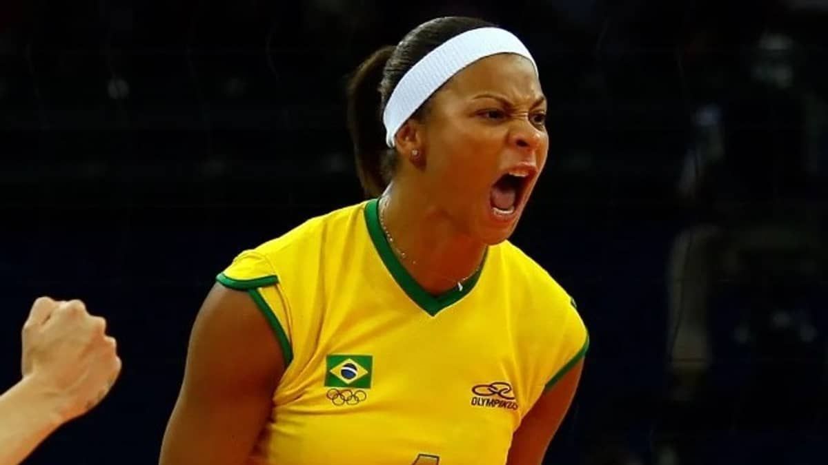 Clube formador, Minas lamenta morte de Walewska