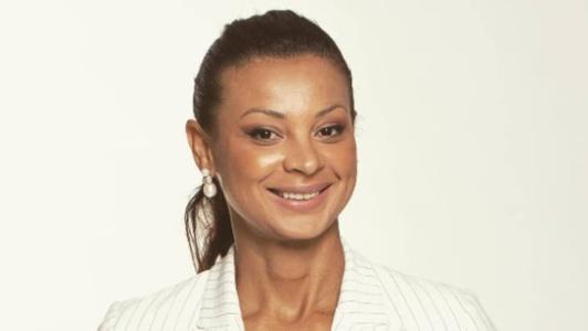Walewska Oliveira recebeu homenagens no Mineiro de Vôlei