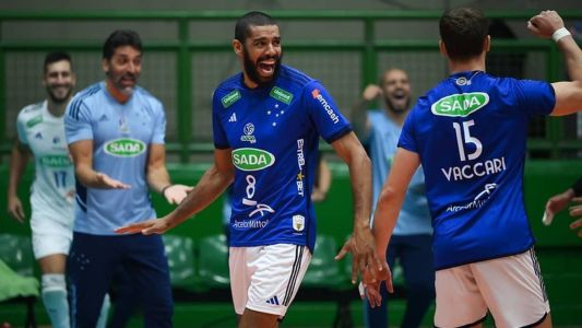 Wallace marcou nove pontos na vitória do Cruzeiro sobre o JF Vôlei, no Riachão