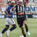 Com proposta do Criciúma, Wallisson, ex-Cruzeiro, interessa a Vasco e Corinthians