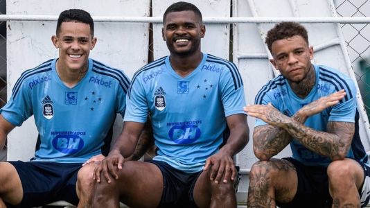 Wallisson, Nikão e Rafael Bilu são três dos 13 reforços do Cruzeiro neste ano