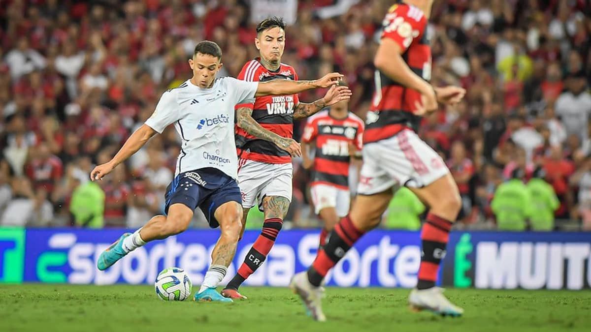 Wallisson revela pedido de conselhos a Pepa por melhor futebol no Cruzeiro