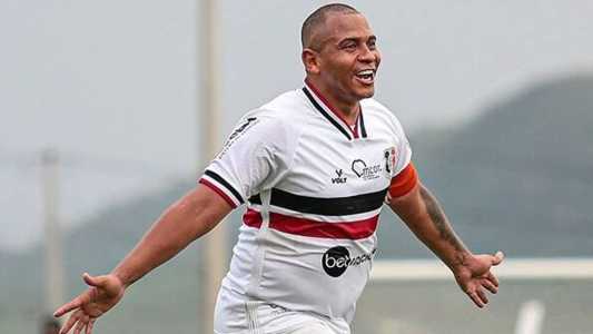 Walter esteve recentemente no Santa Cruz