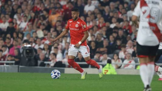 Wanderson pode perder espaço na equipe titular na Libertadores