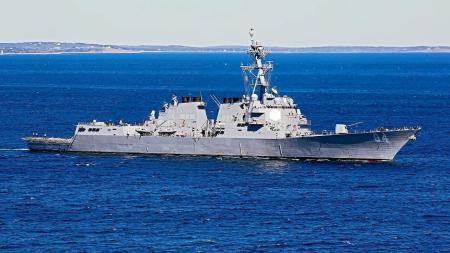 Navio militar dos EUA está atracado na costa de Trindade e Tobago