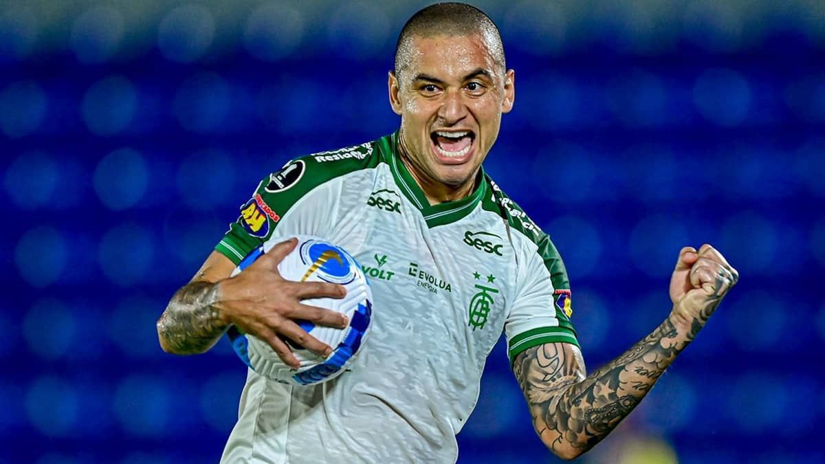 América comemora um ano da 'Batalha de Assunção' e Wellington Paulista relembra classificação histórica na Libertadores