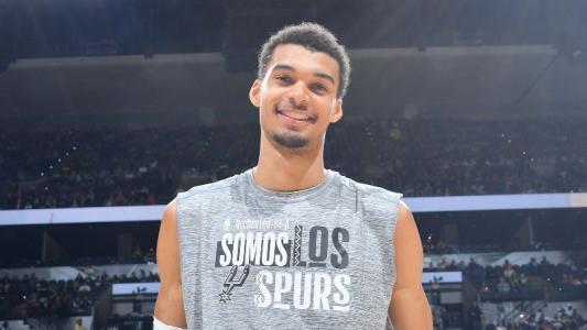 Victor Wembanyama, ala-pivô francês do San Antonio Spurs