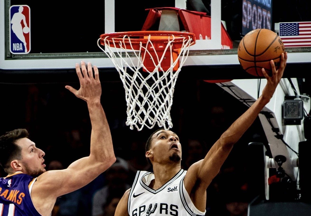 Spurs x Pelicans e Bucks x Rockets: onde assistir aos jogos de hoje da NBA