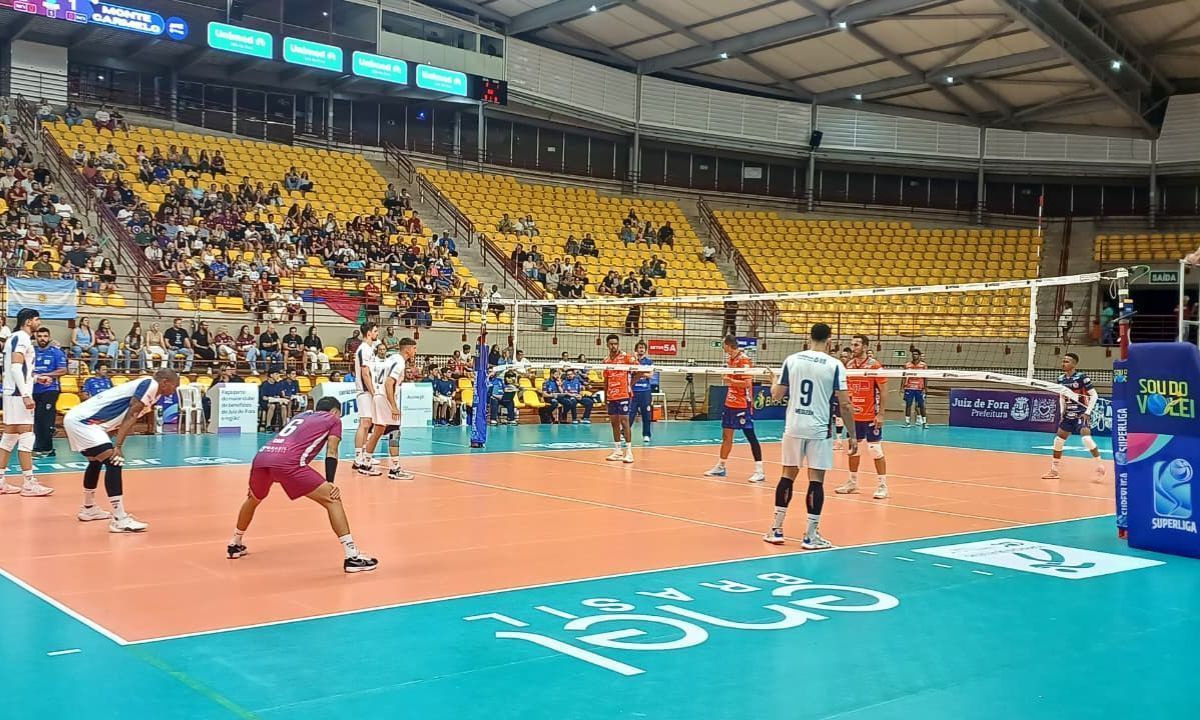 'Dois pontos importantes': técnico do JF Vôlei comemora 1ª vitória na Superliga