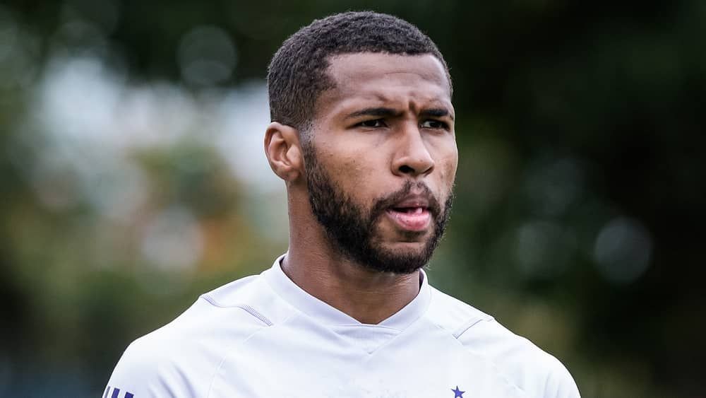 Preterido contra o Fortaleza, atacante volta aos treinos no Cruzeiro 