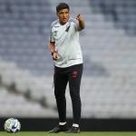 Em meio à reconstrução, Athletico recebe Corinthians pelo Brasileirão