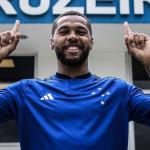 Atacante Wesley diz que 'não pensou duas vezes' para fechar com o Cruzeiro
