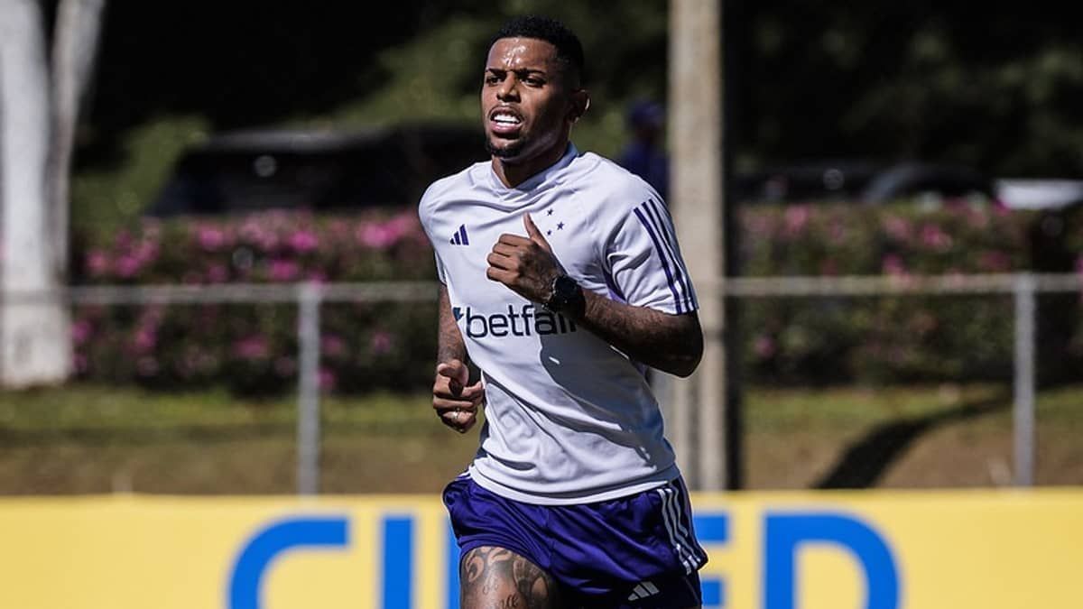 Sem jogar pelo Cruzeiro há quatro meses, Gasolina vai ao campo na Toca