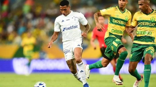 Wesley perdeu boa chance no duelo com o Cuiabá, na Arena Pantanal