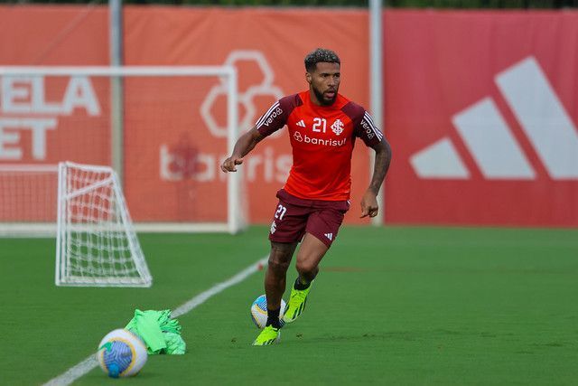 Por questões familiares, Inter libera Wesley e Alario do jogo contra Fortaleza