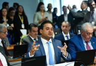 PF investiga estrutura para esconder dinheiro ligada a senador e advogado