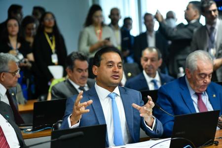 Comissão do Senado aprova projeto de marco legal das eólicas offshore | CNN Brasil