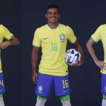 Weverton, Kaiki e Stênio do Cruzeiro fazem fotos com a Seleção, antes do Sul-Americano Sub-20