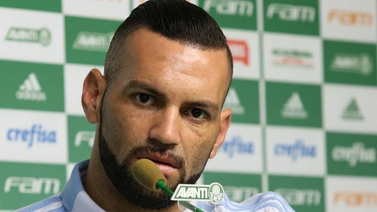 Weverton também perdeu dinheiro após indicação de Willian Bigode