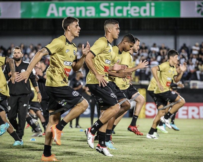 Athletic terá desfalque contra o Cruzeiro por questão contratual; entenda