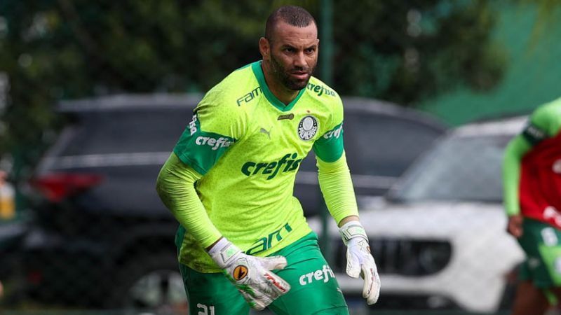 Weverton aponta trunfo por vaga em final e vitória de número 200 no Palmeiras