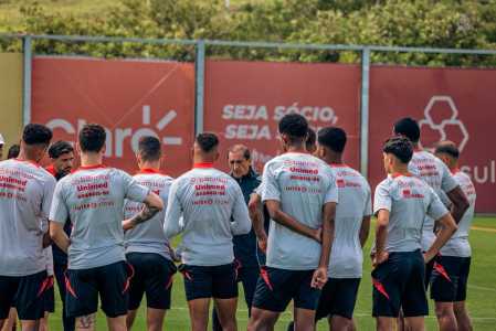 Inter treina para enfrentar o Mirassol pelo Brasileirão