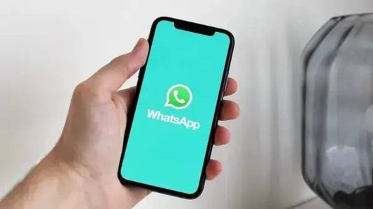 WhatsApp ficou cerca de meia hora fora do ar no mundo todo