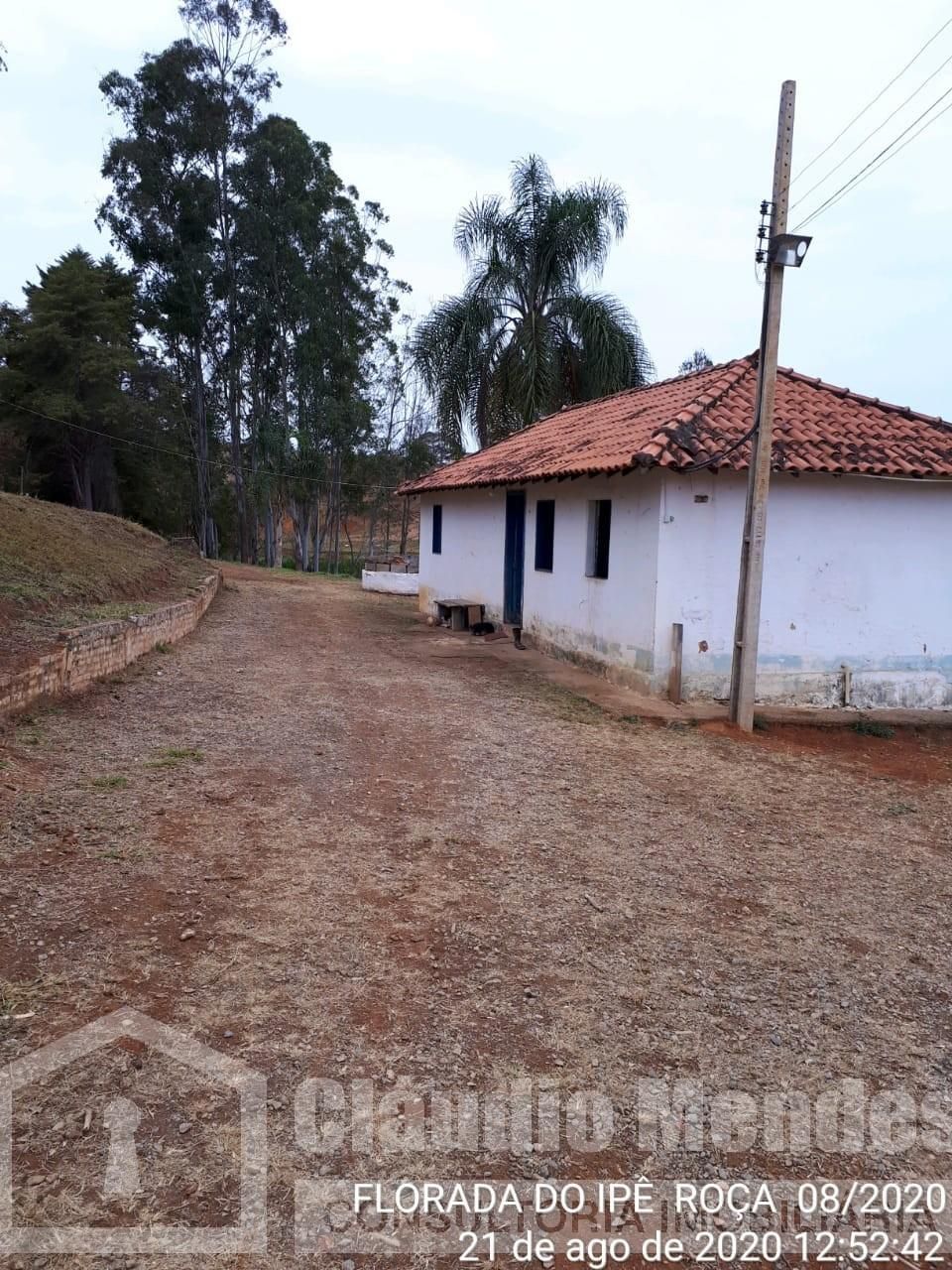 Governo de Minas e prefeituras traçam plano para dar títulos de propriedades rurais a 5 mil famílias