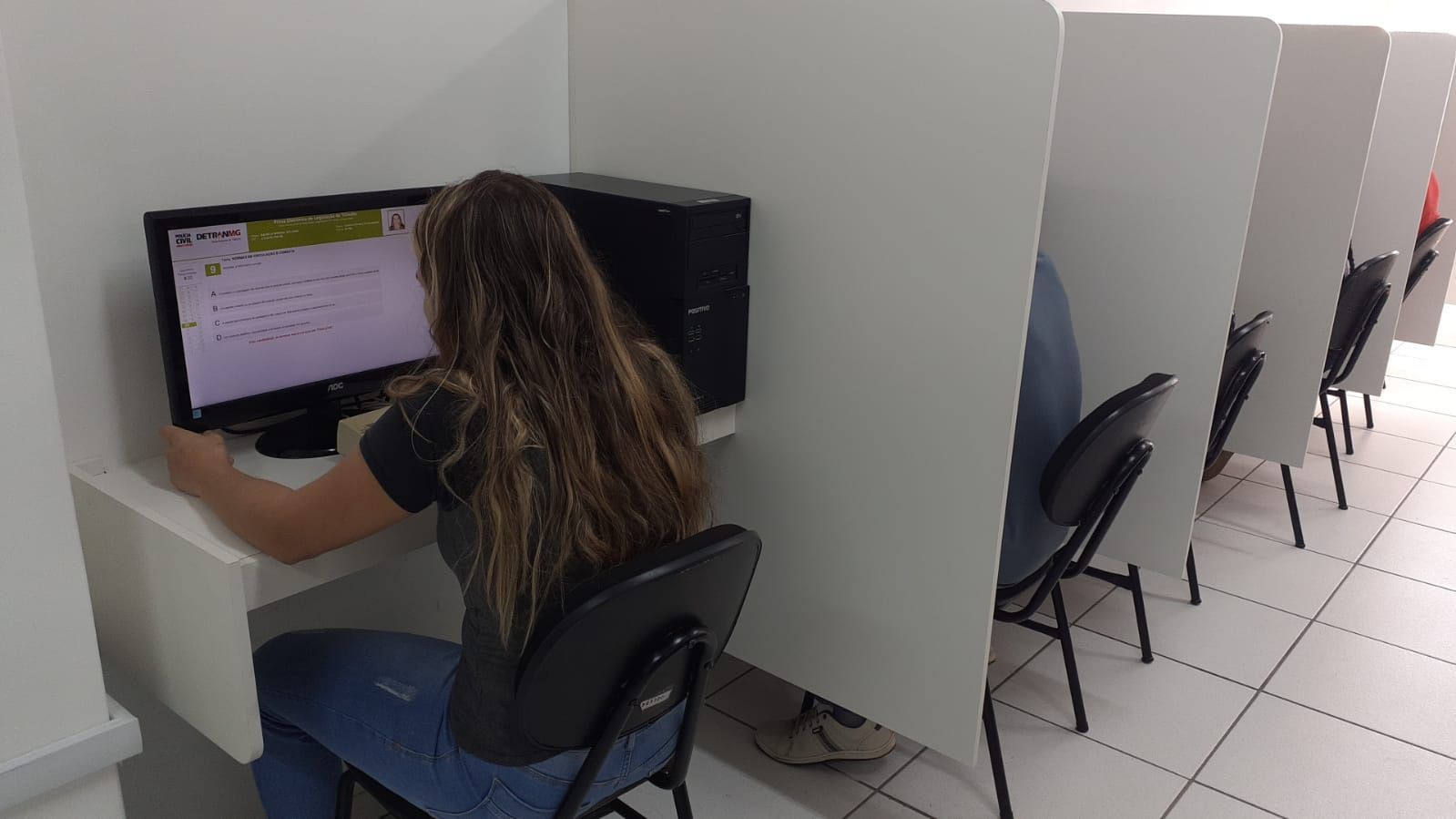 Polícia investiga esquema de fraude em exames de legislação de trânsito em BH