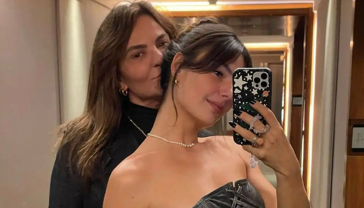 Mãe de Isis Valverde, mineira Rosalba Nable raspa cabeça e faz desabafo após diagnóstico de câncer