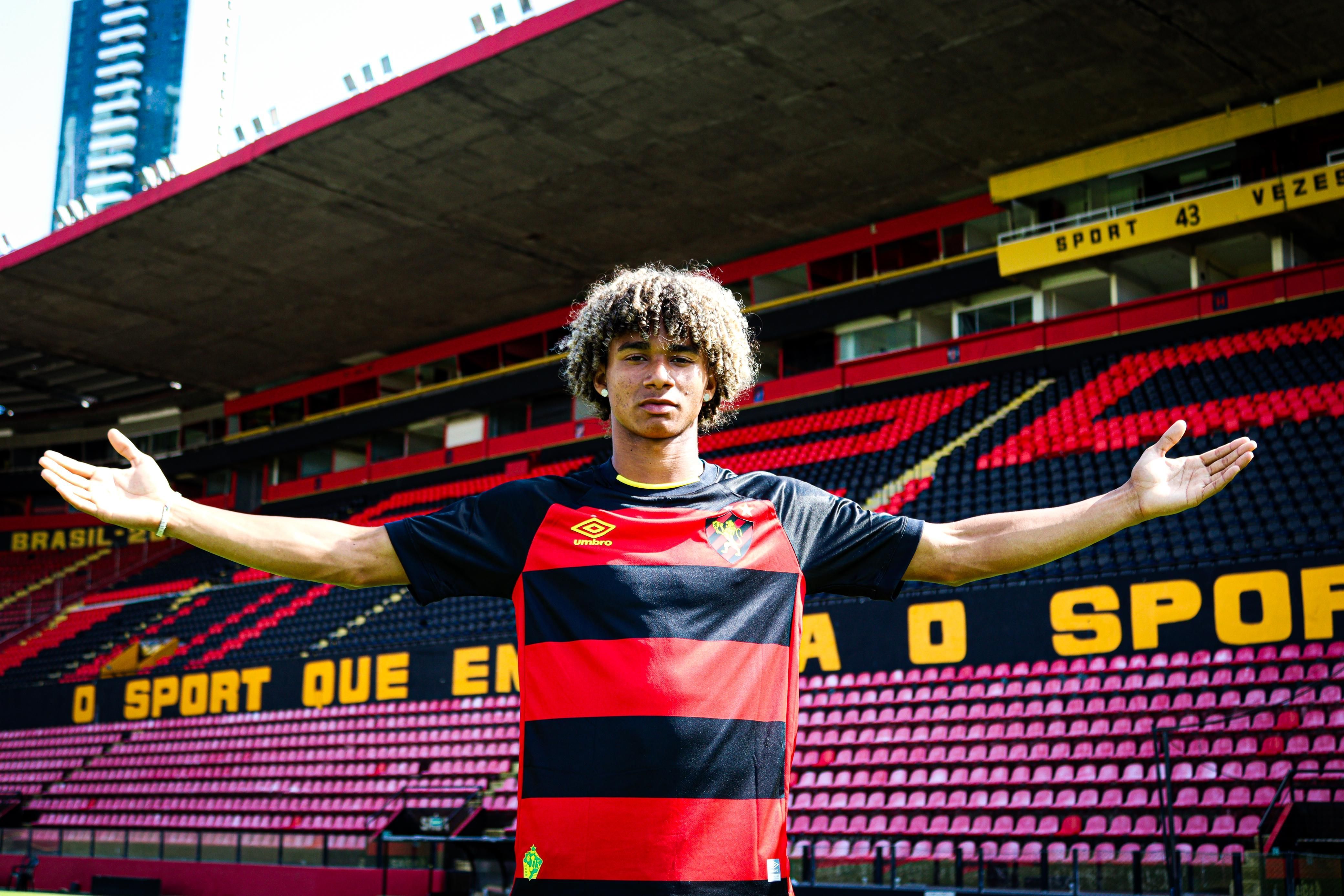 Empresário revela quanto Wolves pagou pela compra de Pedro Lima, do Sport