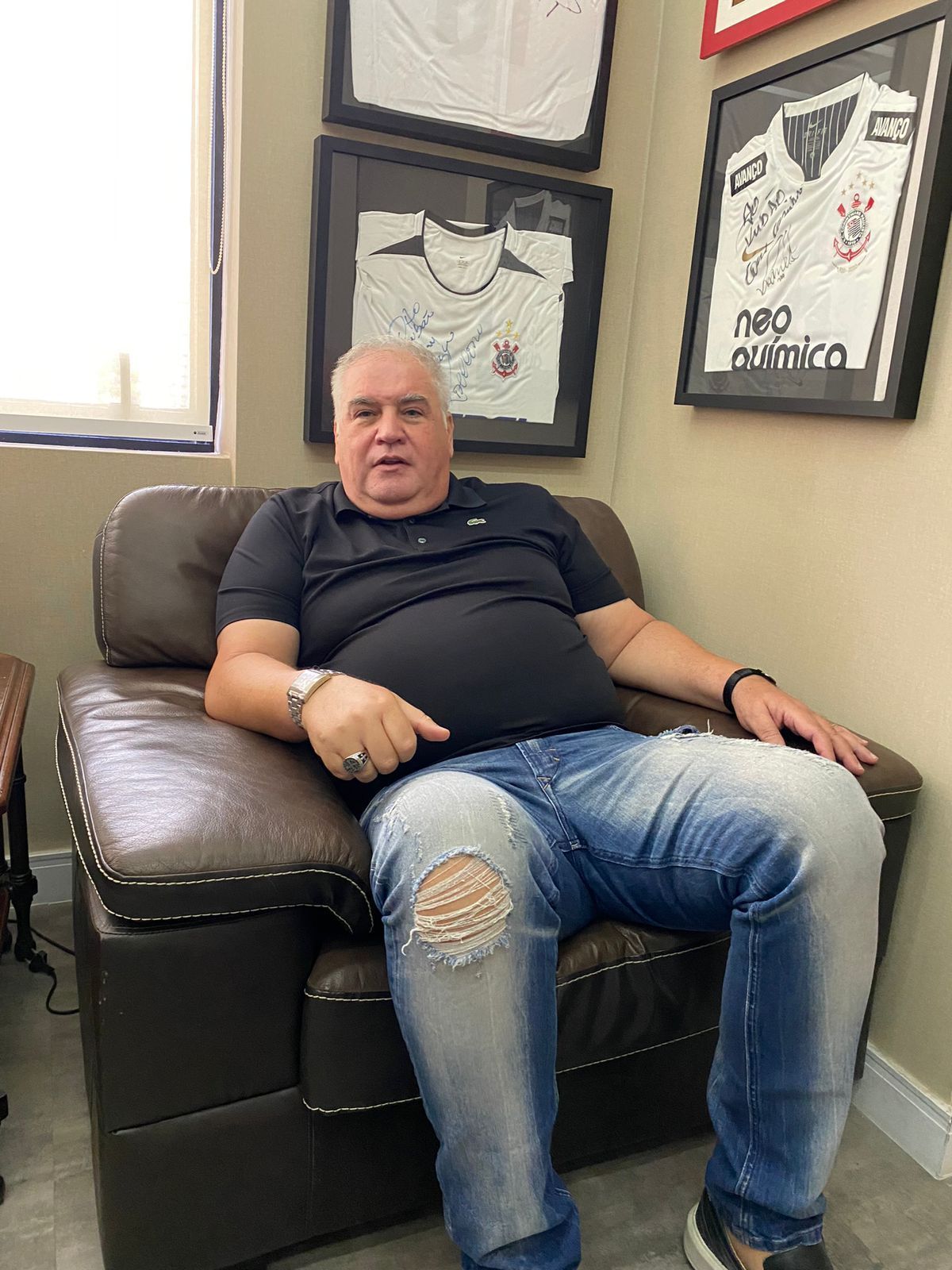 Corinthians monitora mais de 100 executivos e não deve optar por “medalhões”