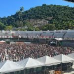 Torcida do Fluminense lota Laranjeiras para acompanhar semifinal do Mundial