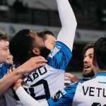 Ex-Cruzeiro faz hat-trick em vitória por 6 a 1, e números impressionam