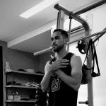 Em busca de volta por cima no Atlético, atacante posta: 'Trabalhando em silêncio'