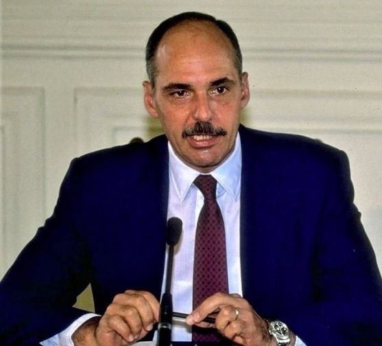 Justiça manda prender ex-presidente de El Salvador por envolvimento em massacre