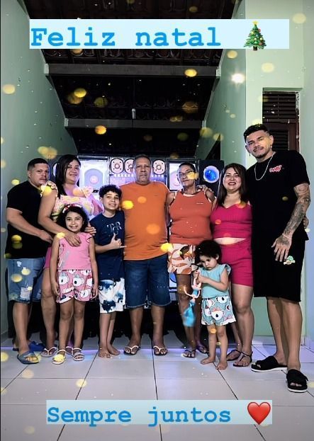 Tiquinho Soares, Tchê Tchê e Sampaio compartilham imagens do Natal; veja